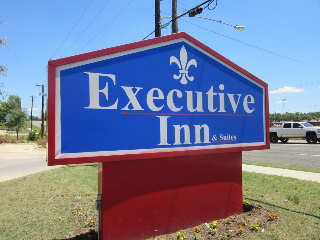 Executive Inn And Suites Tyler Kültér fotó